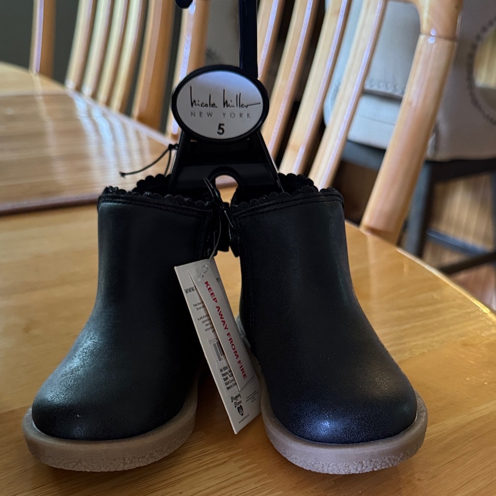 Nicole Miller Black Kids Chelsie Boots